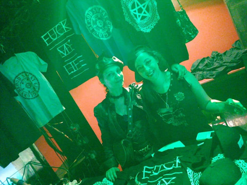 Pop Up @ Face Down, Scala